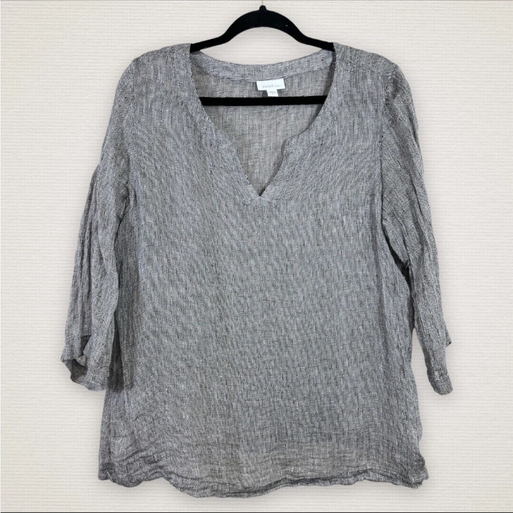 Woman's PureJill J. Jill Medium Linen Textured Lightweight V- Neck Top Multi